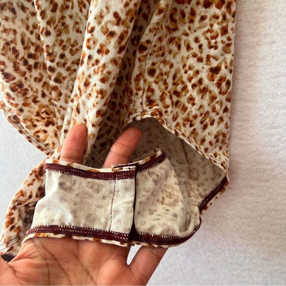 Old Navy Leopard Print Woman's One-Piece bodysuit Y2K doll core size M - Picture 7 of 7